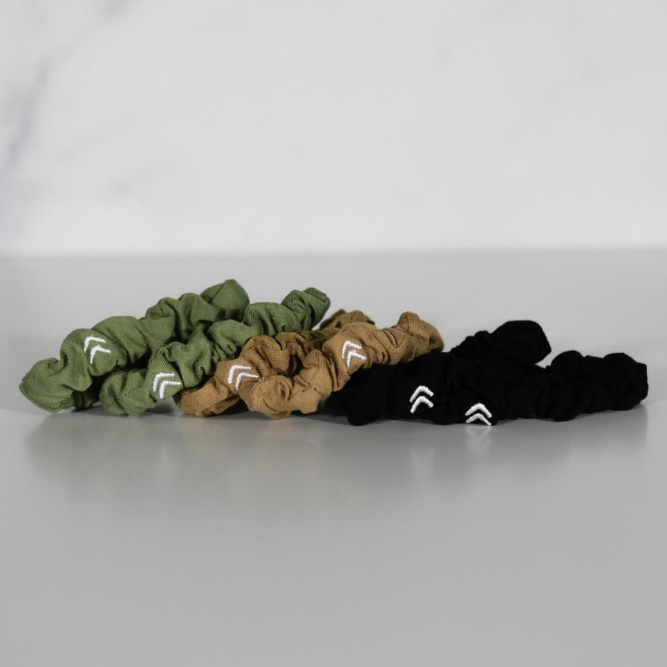 tri-color mini scrunchie